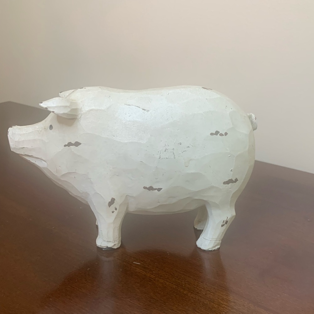 Resin pig , some purposeful distressing